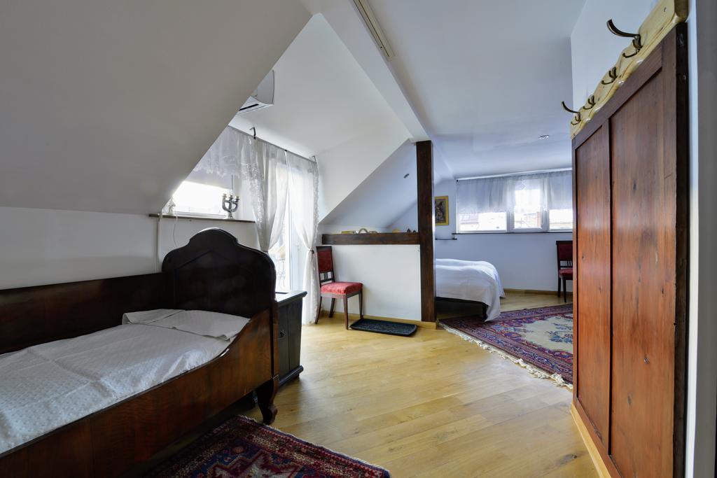 Kronhaus Brassó Kültér fotó
