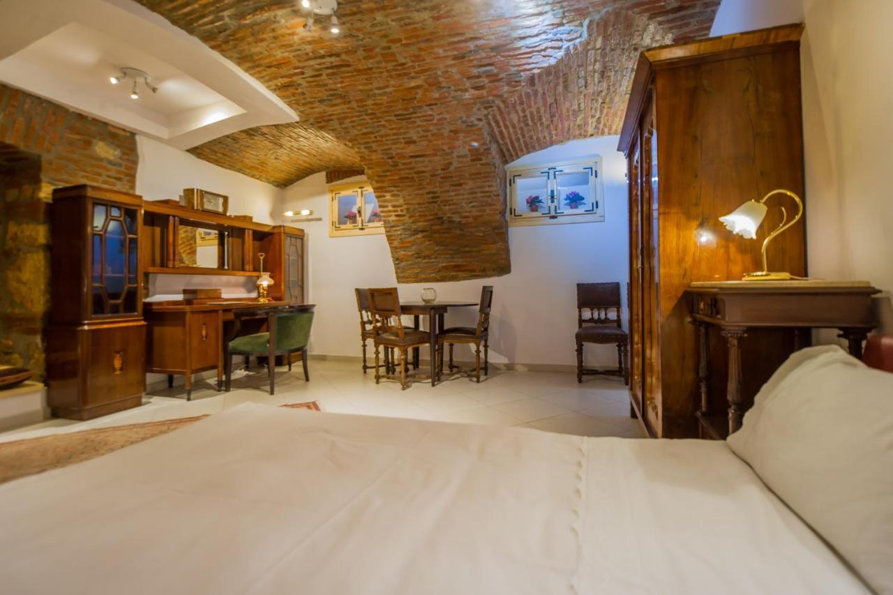 Kronhaus Brassó Kültér fotó