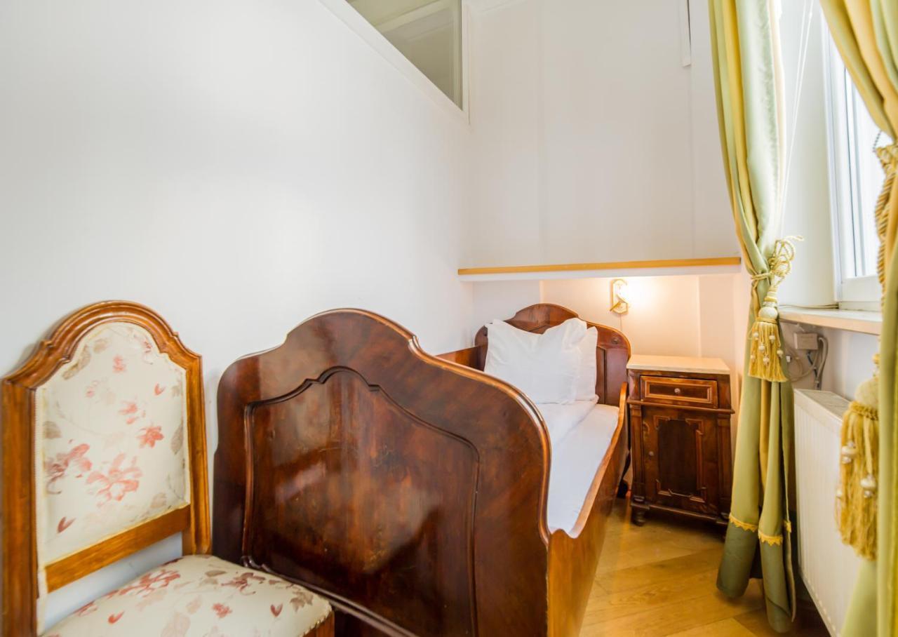 Kronhaus Brassó Kültér fotó